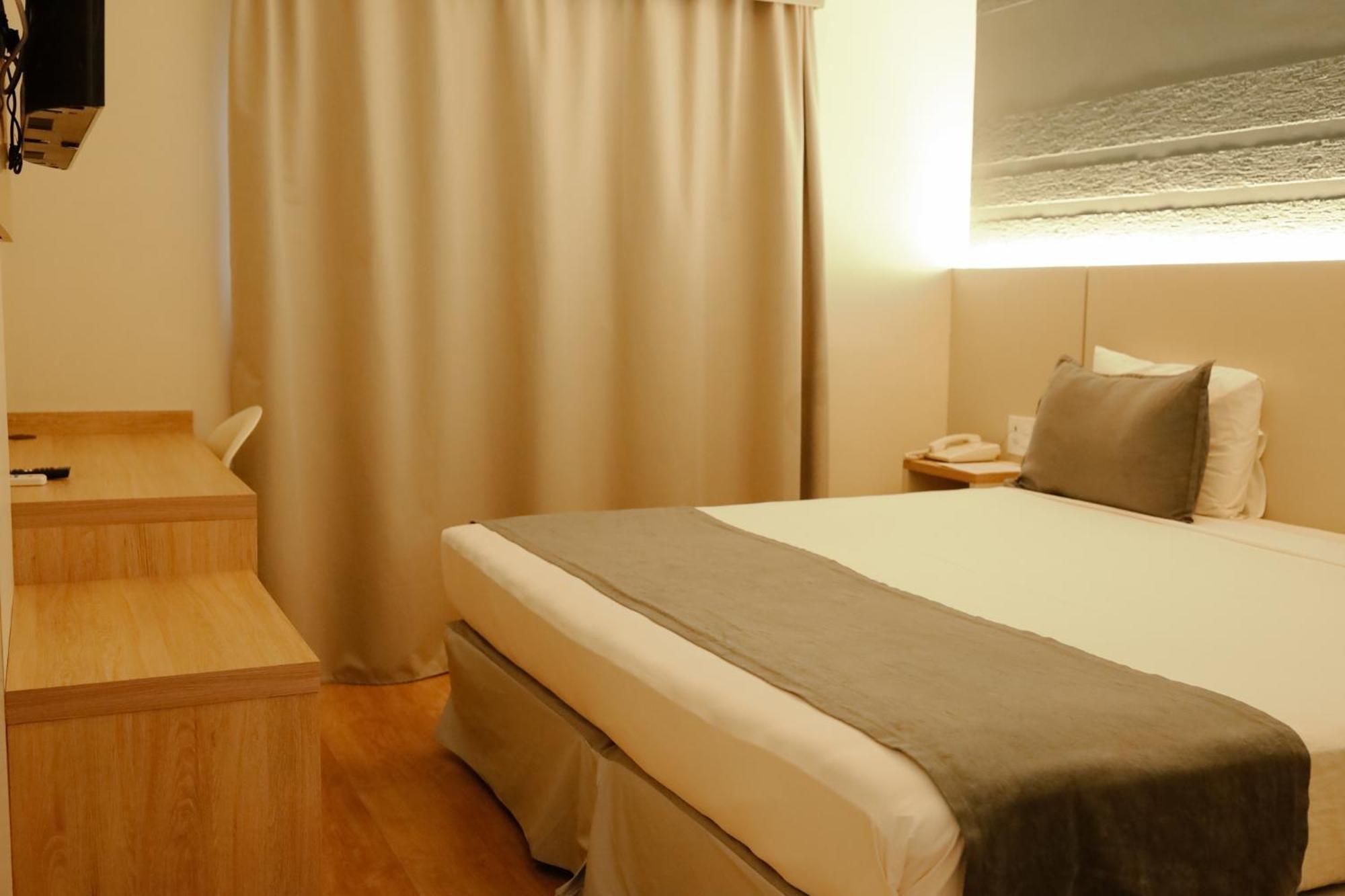 Carlton Plaza Baoba Hotel Taubate Exterior photo