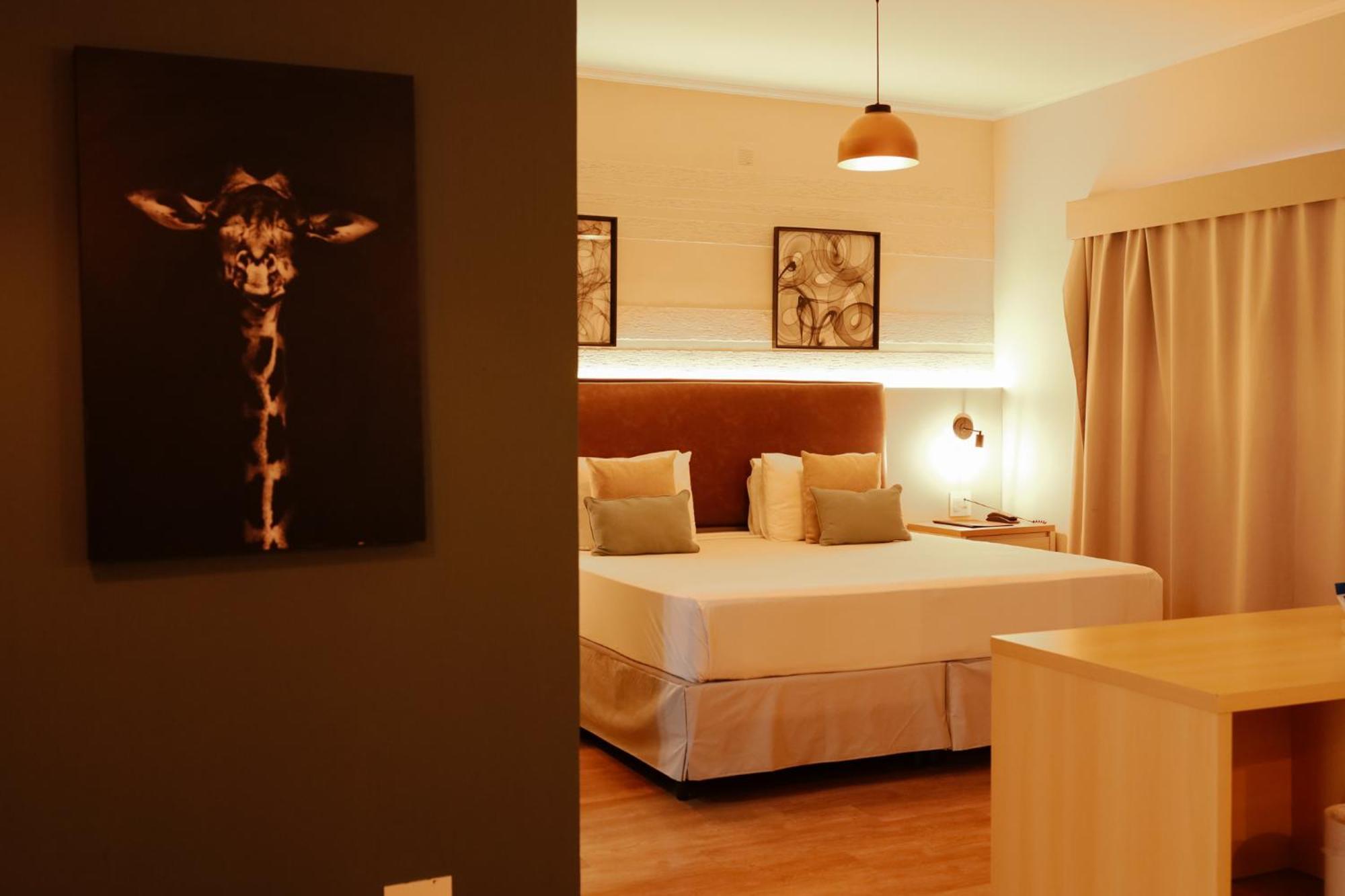Carlton Plaza Baoba Hotel Taubate Exterior photo